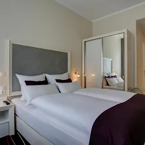Hotel Yors ***
