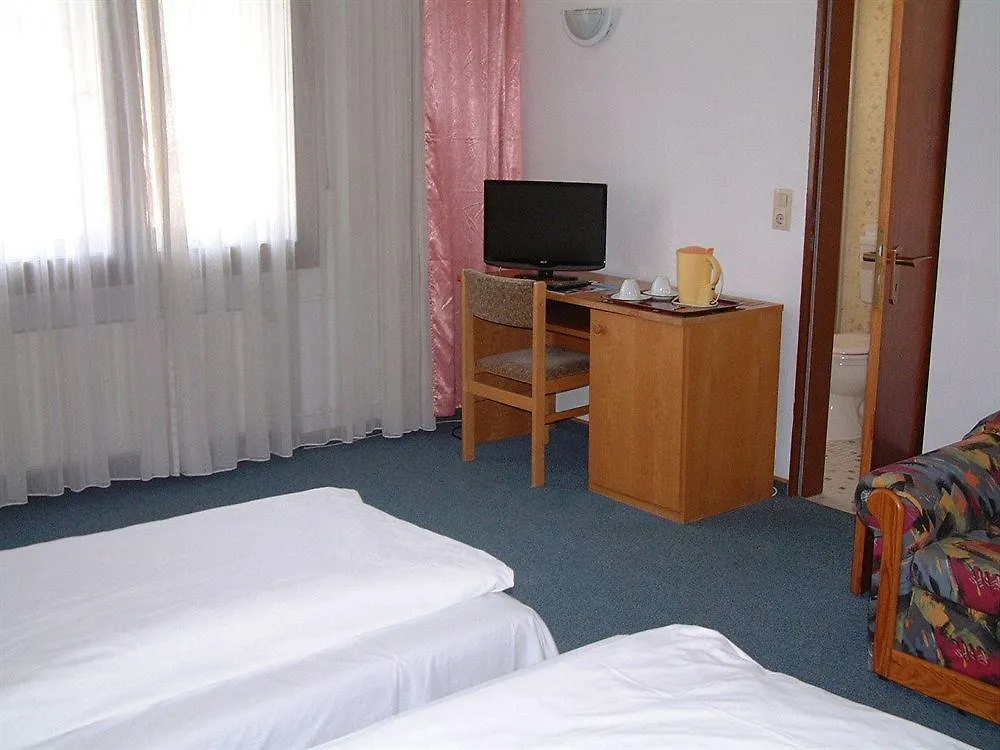 numa I Oben Apartments Frankfurt am Main 3*,  Deutschland